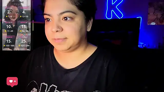 kimmiakiss22 online show from June 20, 3:32 am
