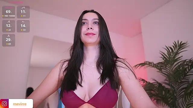 KendallRiseX online show from July 4, 11:39 am