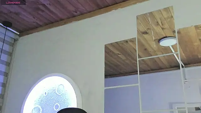 natasha logan  online show from October 10, 4:06 am