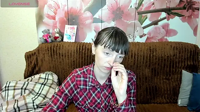 TayanaJons online show from June 16, 7:09 am