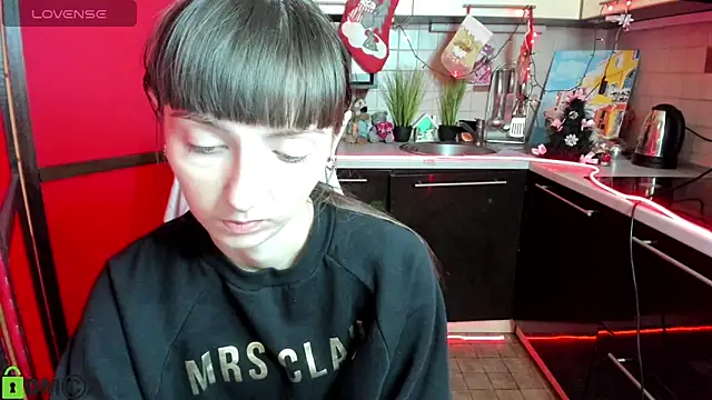 TayanaJons online show from December 17, 8:18 am