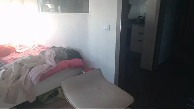 amanda kiss kiss online show from October 18, 1:47 pm