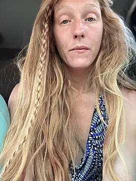 GoldenFlameGoddess online show from July 12, 4:19 pm
