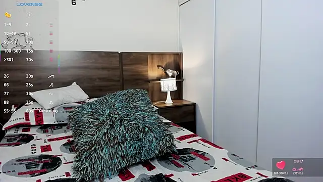 emily adams01 online show from August 1, 1:07 am
