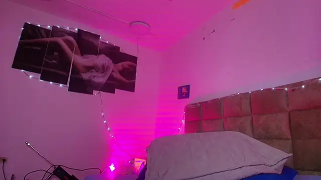  sex mia online show from November 5, 7:30 pm