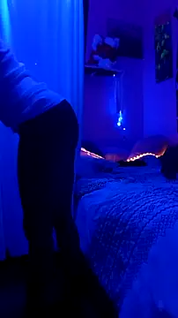 cammyquart online show from November 18, 11:59 pm