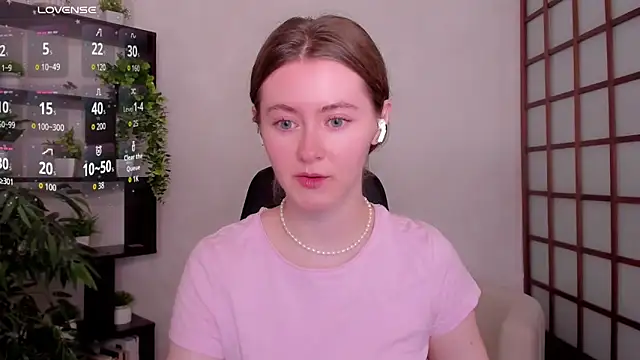 KateCuddle online show from June 29, 2:07 am