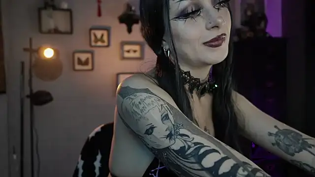 insania 9999  online show from April 30, 5:29 pm