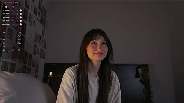 Snapshot of itssophiie chatting on October 3, 8:03 pm itssophiie online show from October 3, 8:03 pm