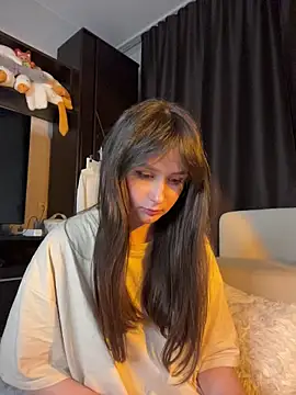 itssophiie online show from May 16, 8:08 pm