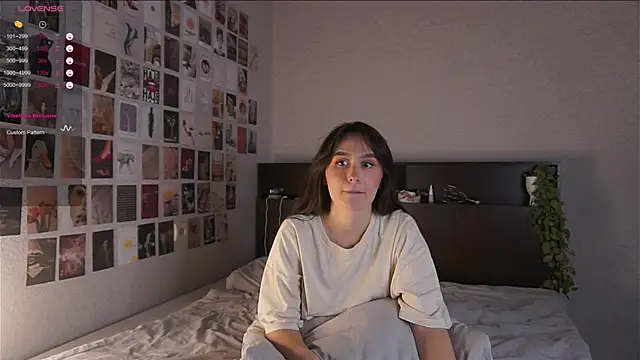 Snapshot of itssophiie chatting on October 7, 5:17 pm itssophiie online show from October 7, 5:17 pm