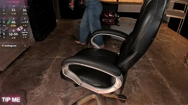 SophieBarnett online show from February 12, 12:01 am