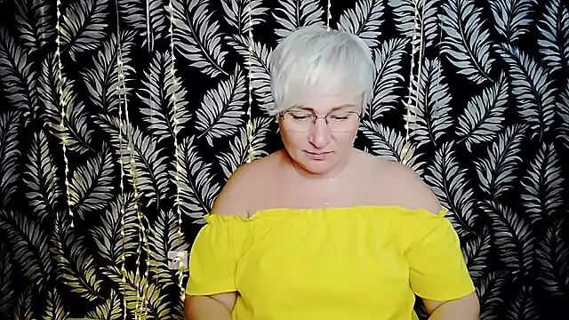 Olivia playful online show from July 6, 10:09 am