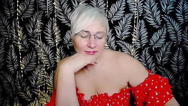 Olivia playful online show from July 26, 10:45 am