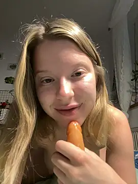 kimczii online show from July 2, 6:19 am
