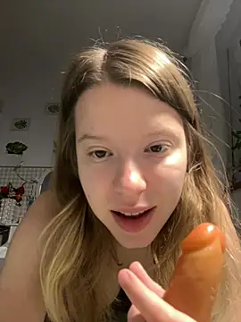 kimczii online show from June 12, 6:21 am