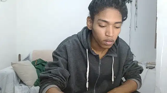 angelamarie1 online show from July 24, 4:21 am