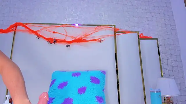 paola rodriguez online show from October 29, 12:42 pm