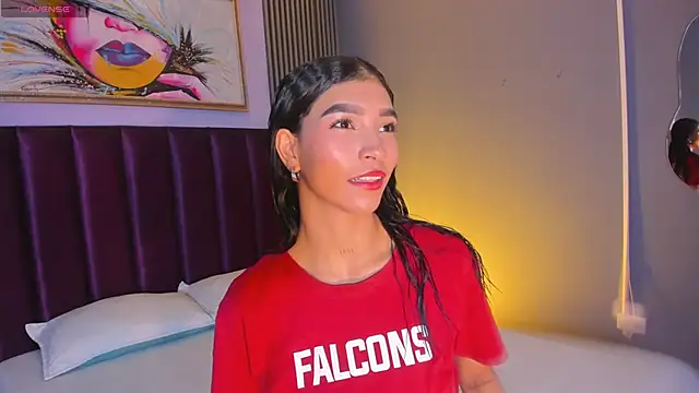 LauraAristizabal online show from July 13, 12:28 pm