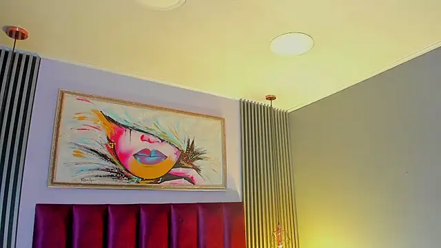 LauraAristizabal online show from March 11, 12:42 pm