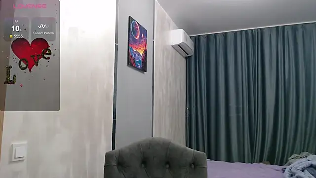 Stacy Davice online show from September 17, 4:16 pm