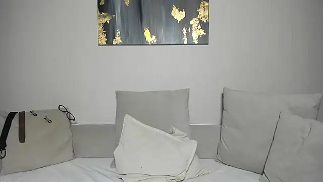 Mia Callme online show from June 25, 2:07 pm