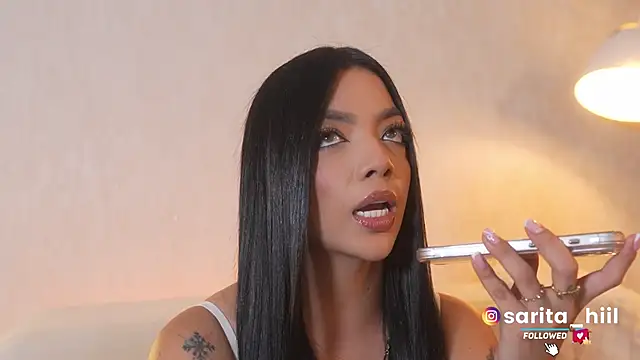 sarah hiill online show from November 7, 9:09 pm