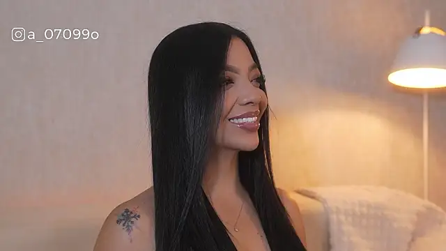 sarah hiill online show from February 11, 9:38 pm