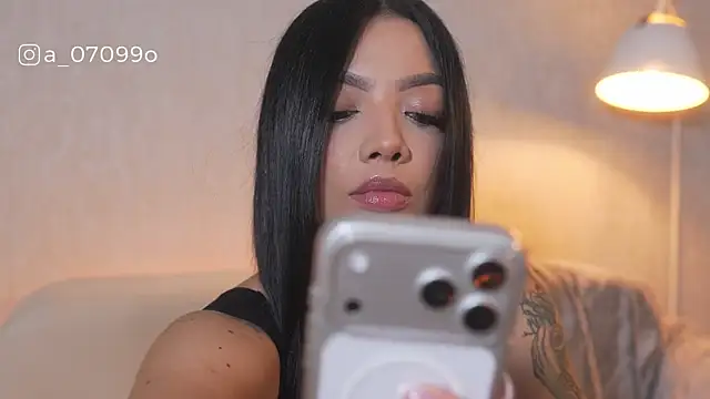 sarah hiill online show from January 14, 12:59 am