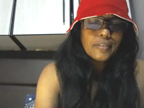 MsAttitude online show from April 28, 8:07 am