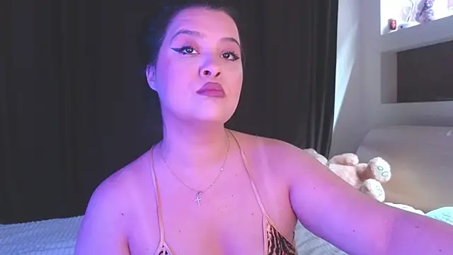 Malika uAngel online show from July 28, 9:25 pm