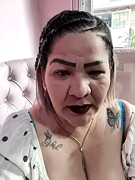 Dalessa Bigtits online show from May 2, 9:29 pm
