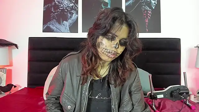 Snapshot of SabinaMerchetti chatting on October 8, 1:43 am SabinaMerchetti online show from October 8, 1:43 am