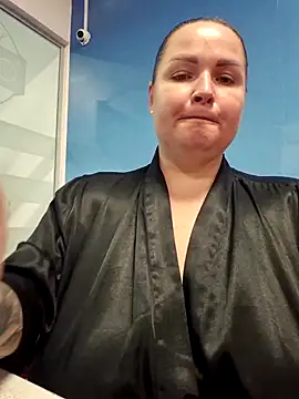 GeorgiaLerox online show from June 21, 1:26 pm