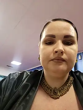 GeorgiaLerox online show from December 1, 1:25 pm