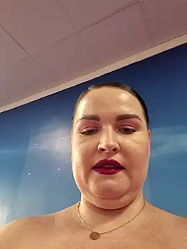 GeorgiaLerox online show from December 19, 1:47 pm