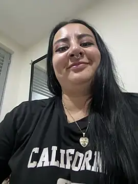 Abril Luv online show from July 6, 1:44 am