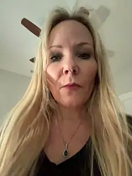 Sexual Lovable Doll online show from June 12, 4:59 pm
