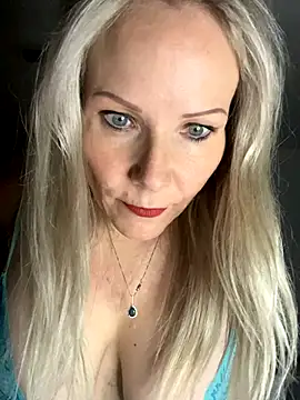 Sexual Lovable Doll online show from October 20, 4:43 pm