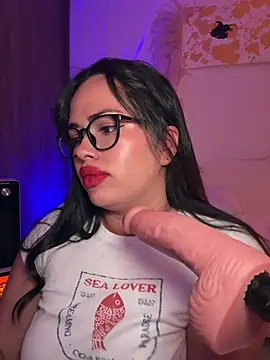 andra rose online show from June 11, 2:53 am