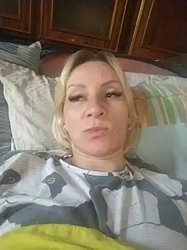 ulika1989 online show from June 28, 6:20 am