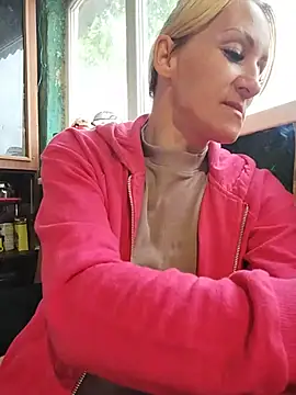 ulika1989 online show from May 23, 3:21 pm