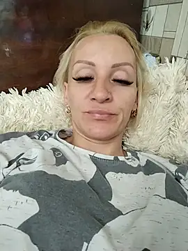 ulika1989 online show from August 4, 11:27 am