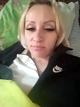 ulika1989 online show from May 12, 11:39 am
