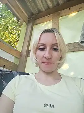 ulika1989 online show from June 4, 4:33 pm