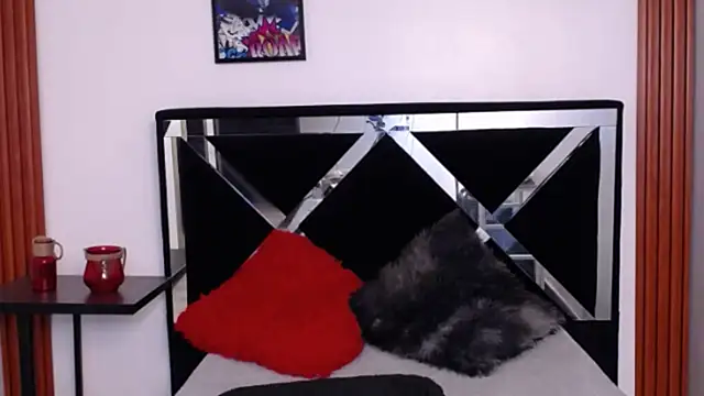 Snapshot of ORIANNA_BODMOD chatting on September 17, 9:02 pm ORIANNA BODMOD online show from September 17, 9:02 pm