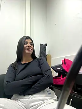 ZiaCalifa online show from January 6, 11:47 am