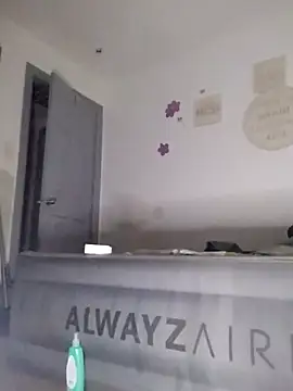 SlimBeenBadd1981 online show from September 10, 12:27 pm