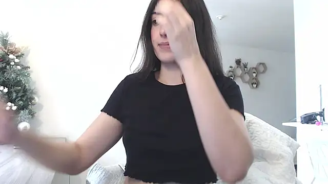 MIYESSI online show from February 15, 5:12 pm