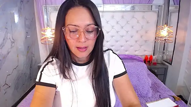 Snapshot of Georgina-Musk chatting on October 11, 8:44 pm Georgina-Musk online show from October 11, 8:44 pm